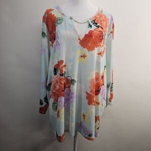 Calvin Klein 3X  floral blouse. Blues, reds, yellow and white.